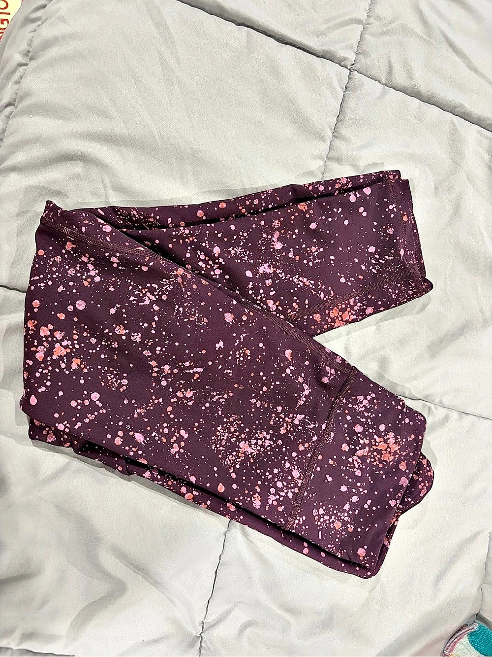 Athleta Ultimate Stash Pocket Splat Capri Abstract Leggings Small